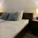 Apartament Zelazna 11